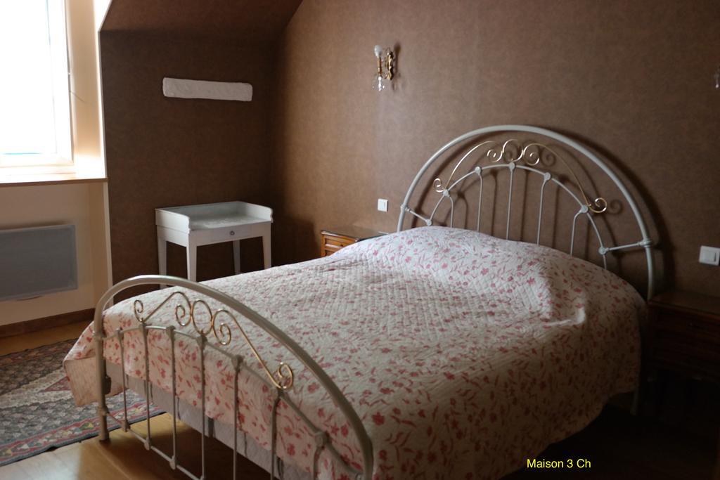 Sarl Verrerie Royale Val-Couesnon Rom bilde